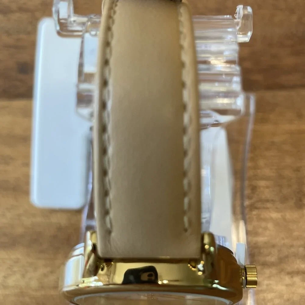 NWT, Timex TW2U96200 Women's Tan Easy Reader w/2nd-Hand Leather Strap 30mm Watch - Picture 4 of 9